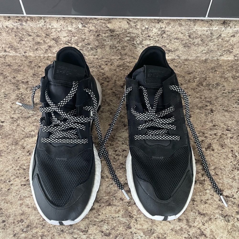 Adidas Boost - Picture 2 of 5